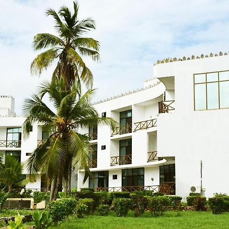 Coconut Tree Village Beach Resort Uroa Exterior foto