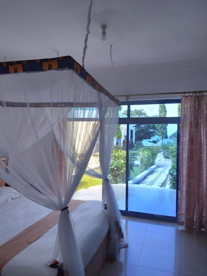 Coconut Tree Village Beach Resort Uroa Exterior foto